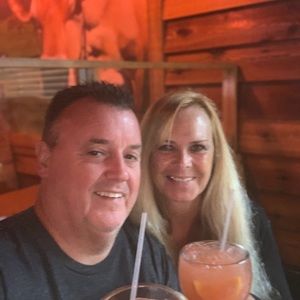 Meet your Posher, Debbie